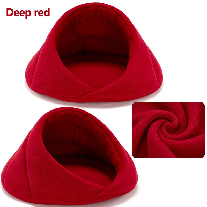 Warm dog bed Soft pet house Fleece cat bed Dog cushion Cat sleeping bag High-quality pet bed Cozy pet retreat Comfortable cat nest Dog house for warmth Best pet sleeping space