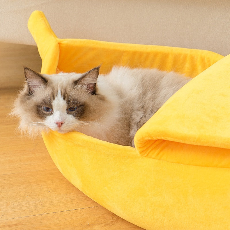 Funny cat bed Banana cat house Quirky pet bed Stylish cat furniture Cozy pet retreat Plush cat bed Cat-friendly design Pet gift ideas Small dog bed Versatile cat hideaway